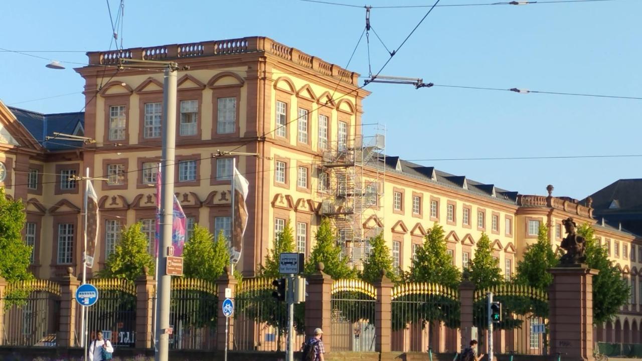Mannheim City Hostel Zimmer 4 - Hostel Liudao Exteriör bild